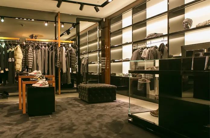 Serravalle outlet private shopping tours